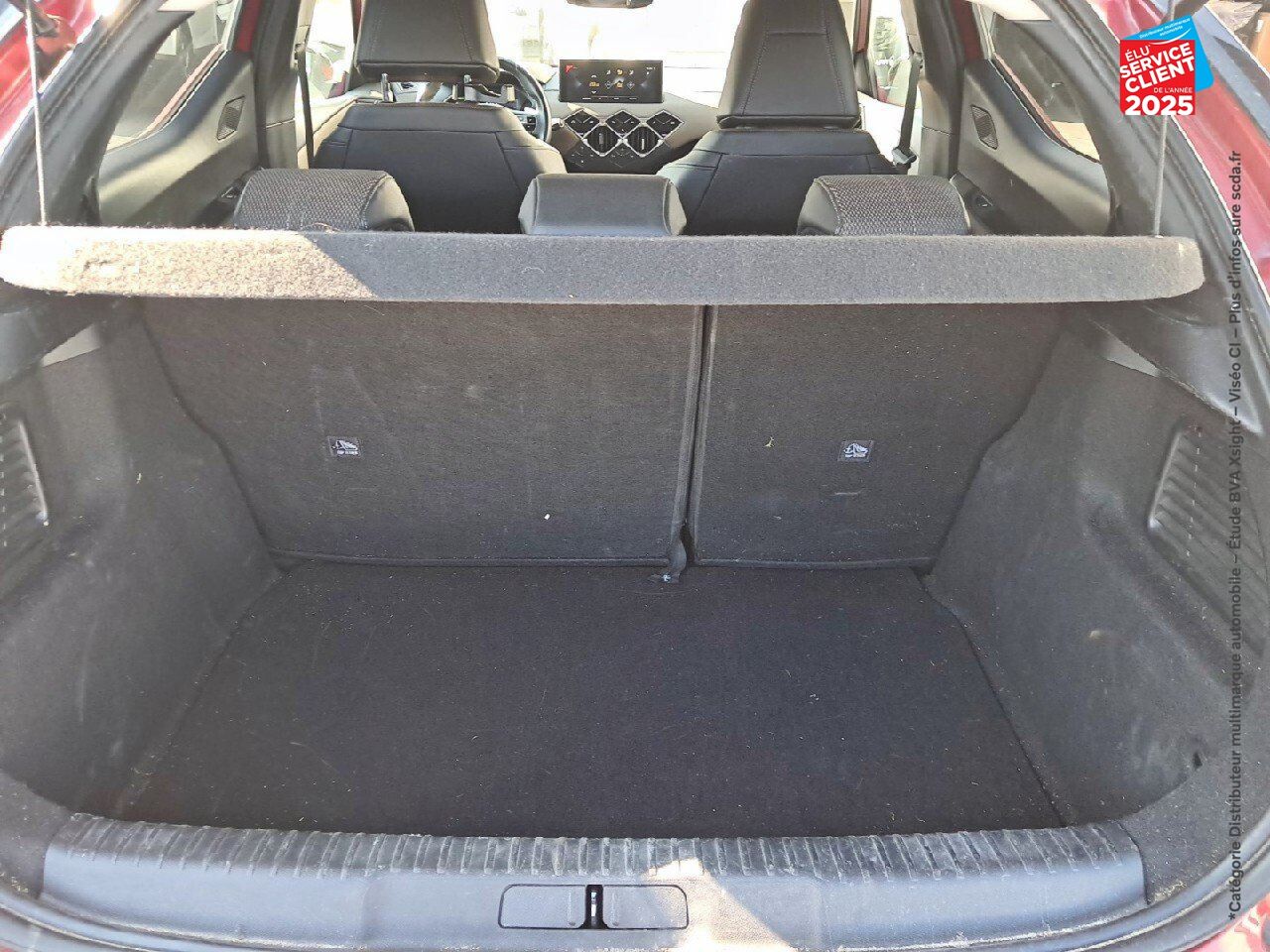 Véhicule d'occasion DS DS 3 CROSSBACK PURETECH 130CH SO CHIC AUTOMATIQUE CAMERA chez MINI Besançon