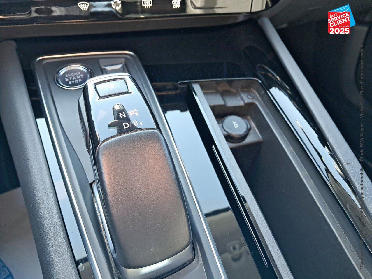 Véhicule d'occasion PEUGEOT 508 SW HYBRID 225CH ALLURE PACK E-EAT8 chez Renault Saint-Louis