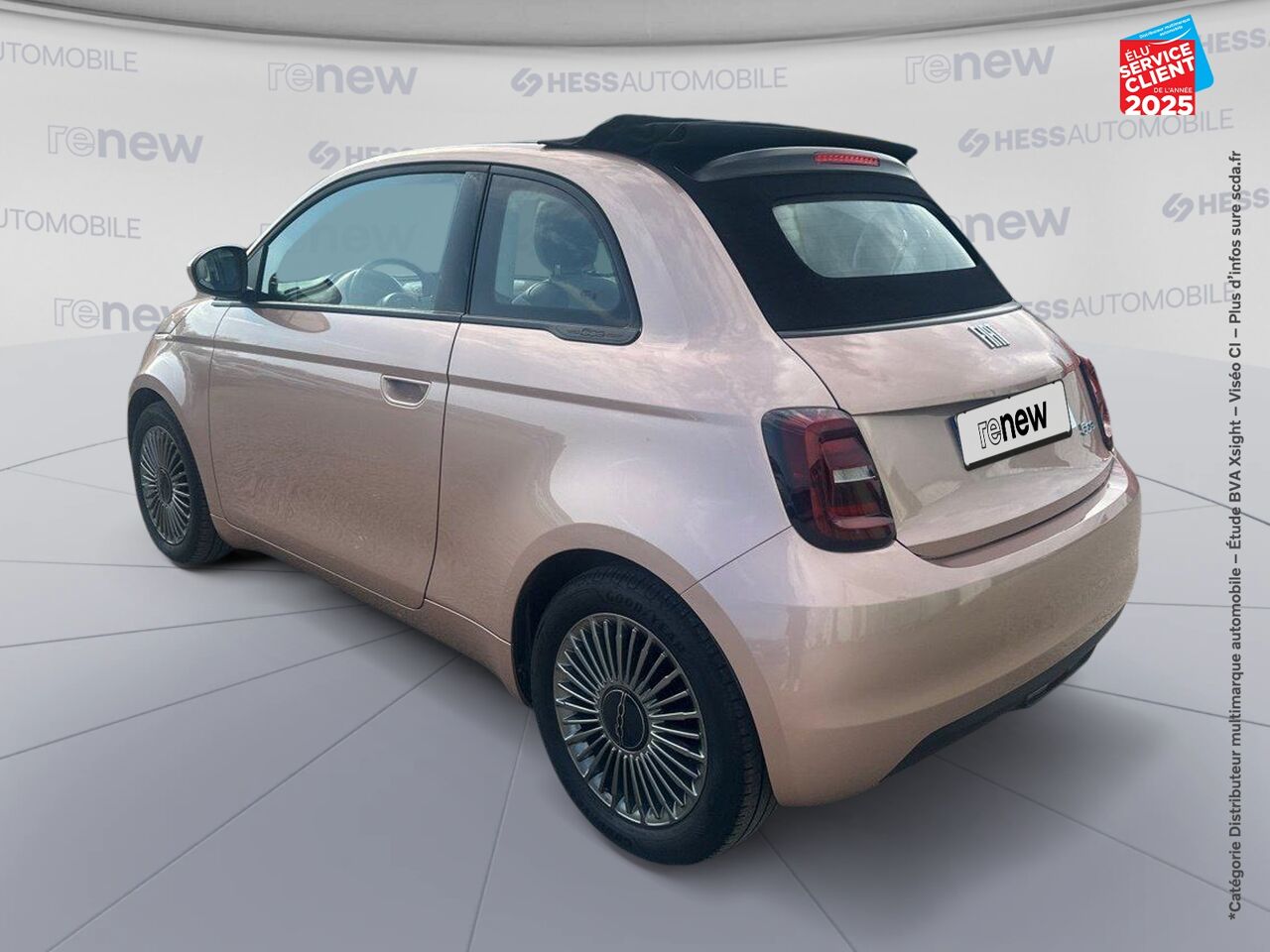 Véhicule d'occasion FIAT 500C E 118CH ICONE STEP1 2021 chez Peugeot Sedan