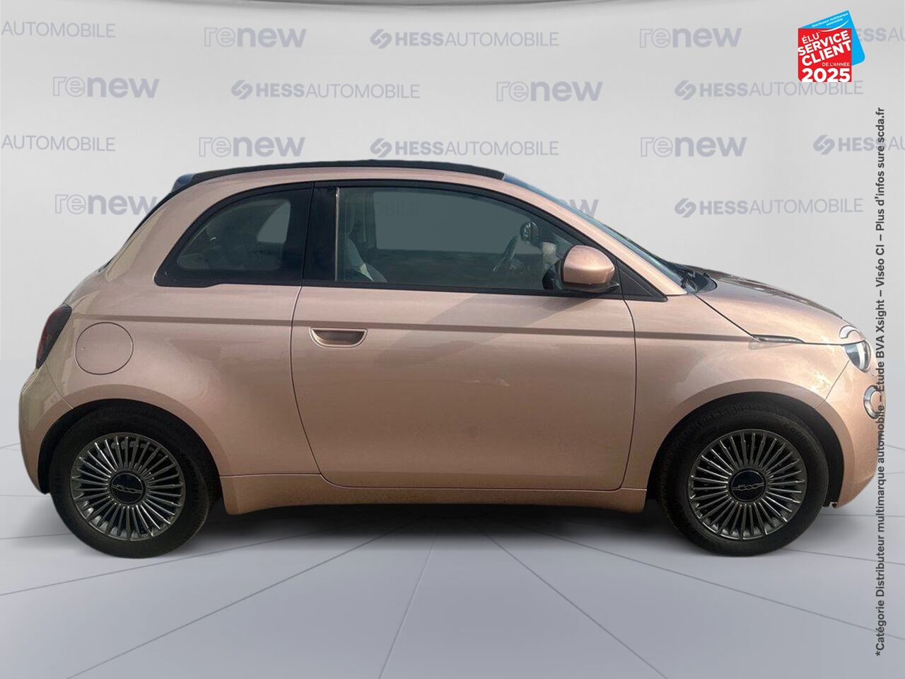 Véhicule d'occasion FIAT 500C E 118CH ICONE STEP1 2021 chez Peugeot Sedan