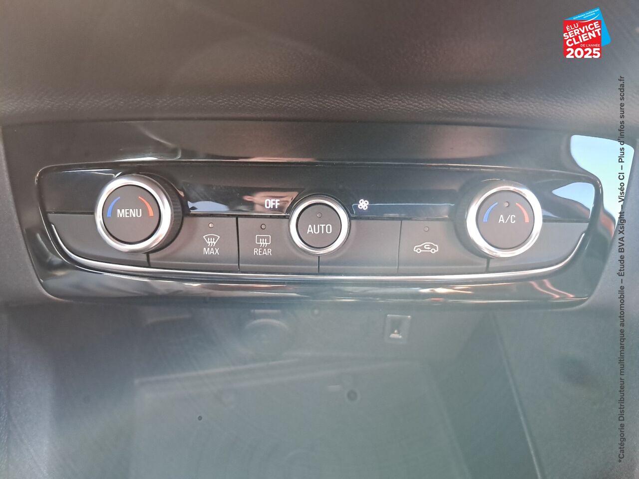 Véhicule d'occasion OPEL CORSA CORSA-E 136CH GS LINE chez Toyota Thionville