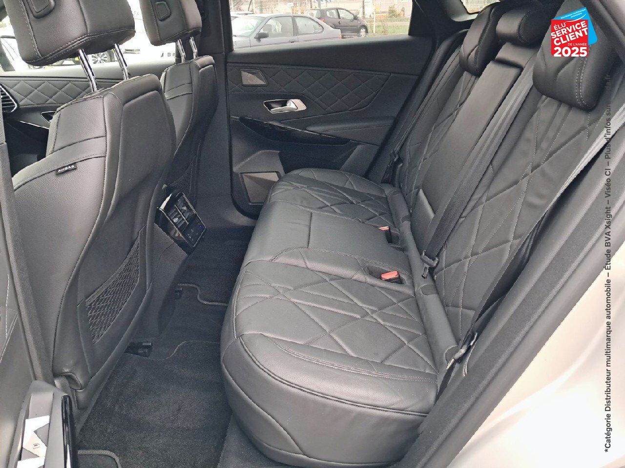 Véhicule d'occasion DS DS 7 CROSSBACK E-TENSE 4X4 300CH RIVOLI chez Toyota Thionville