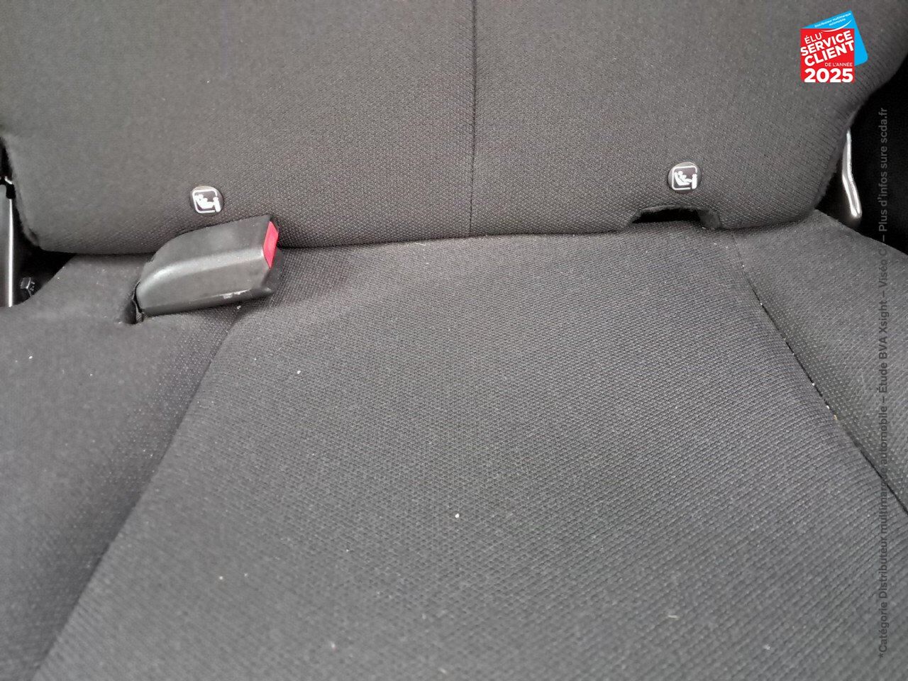 Véhicule d'occasion CITROEN C1 AIRSCAPE VTI 72 S/S SHINE 3P E6.D GPS chez Renault Colmar