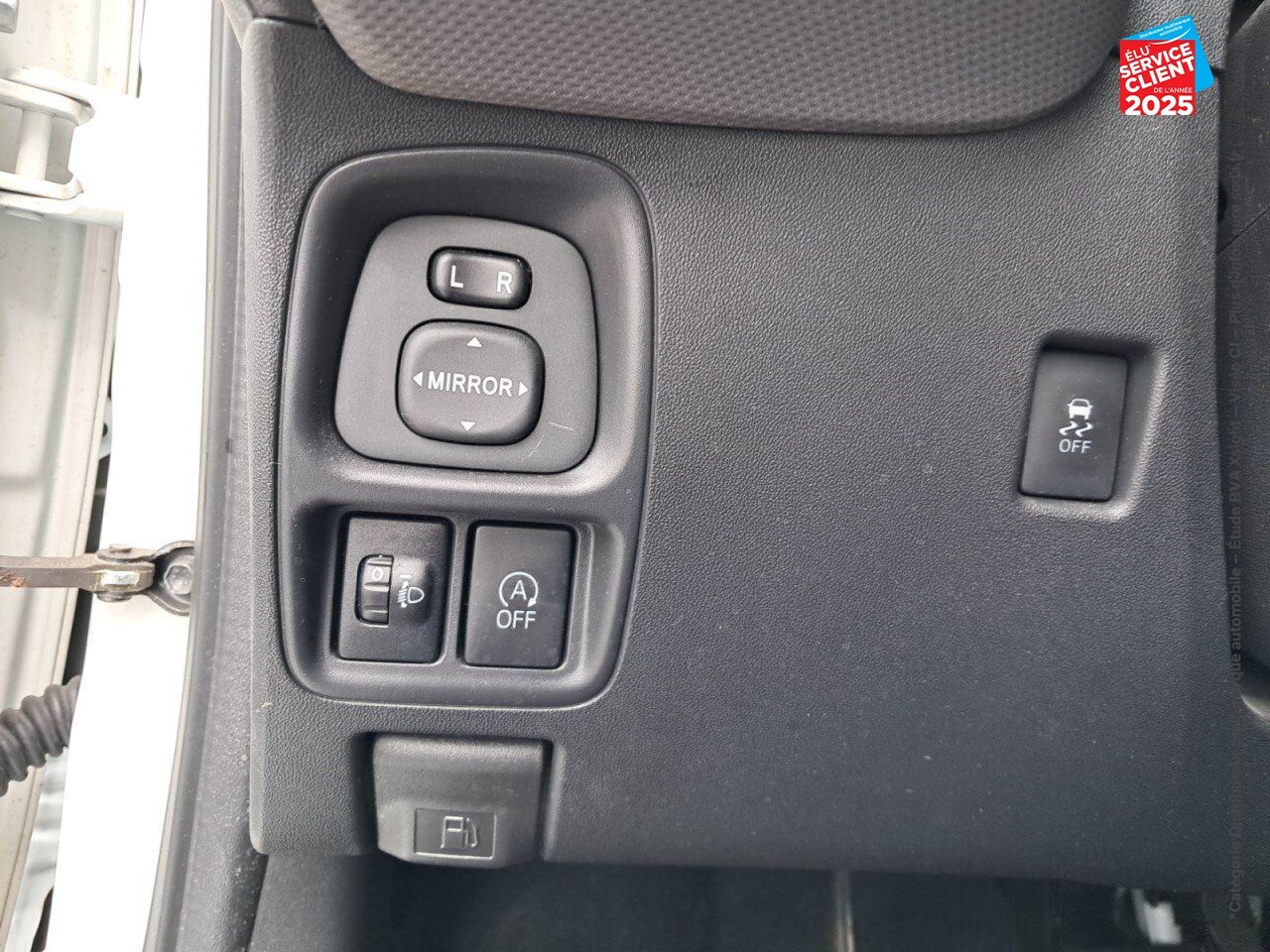 Véhicule d'occasion CITROEN C1 AIRSCAPE VTI 72 S/S SHINE 3P E6.D GPS chez Renault Colmar