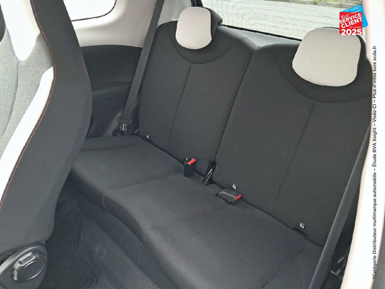 Véhicule d'occasion CITROEN C1 AIRSCAPE VTI 72 S/S SHINE 3P E6.D GPS chez Renault Colmar