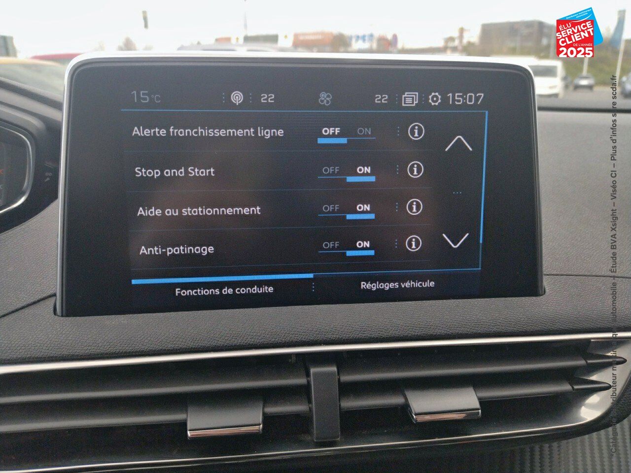 Véhicule d'occasion PEUGEOT 5008 1.5 BLUEHDI 130CH SS ACTIVE BUSINESS EAT8 chez Renault Saint-Louis