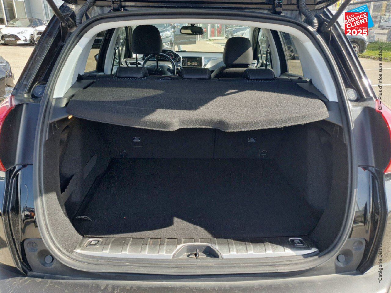 Véhicule d'occasion PEUGEOT 2008 1.2 PURETECH 110CH E6.C ALLURE S/S EAT6 GPS CAMERA chez Hyundai Chalons