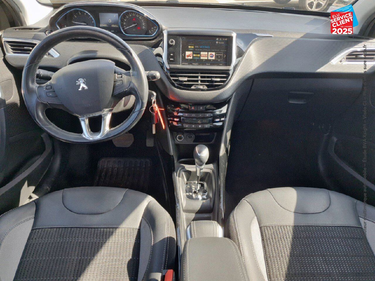 Véhicule d'occasion PEUGEOT 2008 1.2 PURETECH 110CH E6.C ALLURE S/S EAT6 GPS CAMERA chez Hyundai Chalons