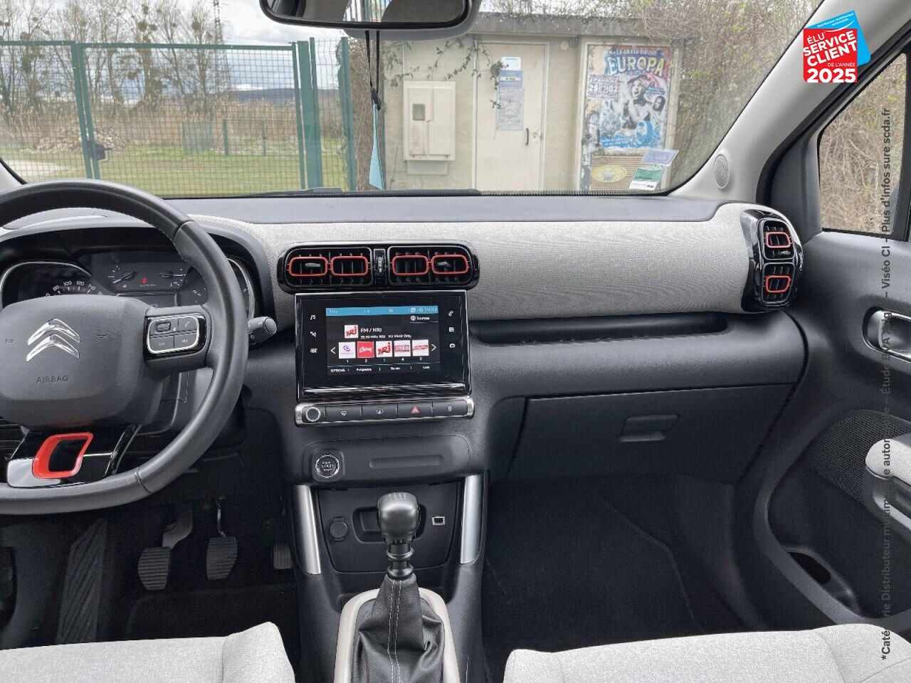 Véhicule d'occasion CITROEN C3 AIRCROSS BLUEHDI 100CH SS SHINE E6.D chez Opel Bar le Duc
