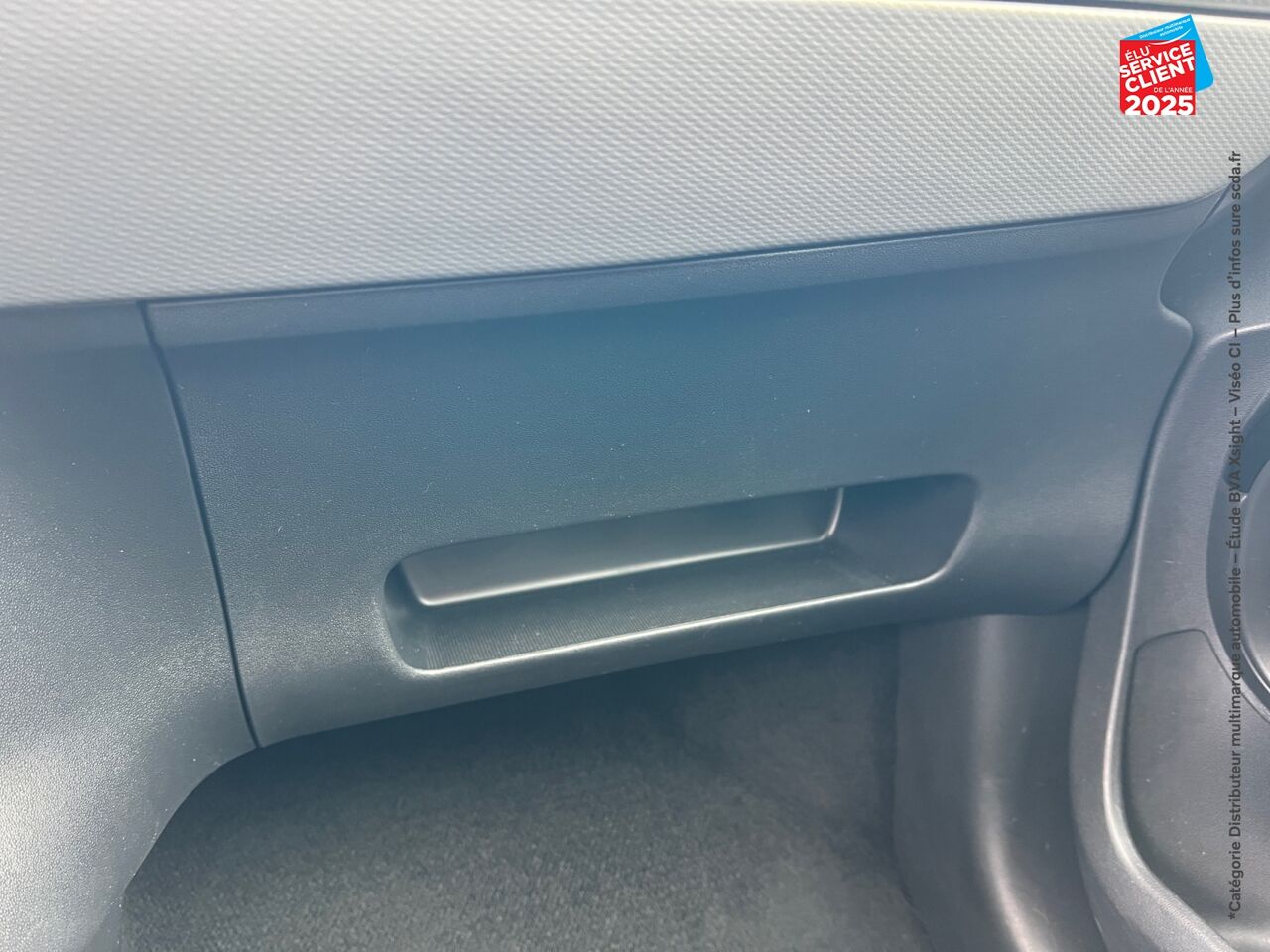 Véhicule d'occasion CITROEN C4 CACTUS PURETECH 110CH S/S FEEL E6.D-TEMP chez Peugeot Hirson