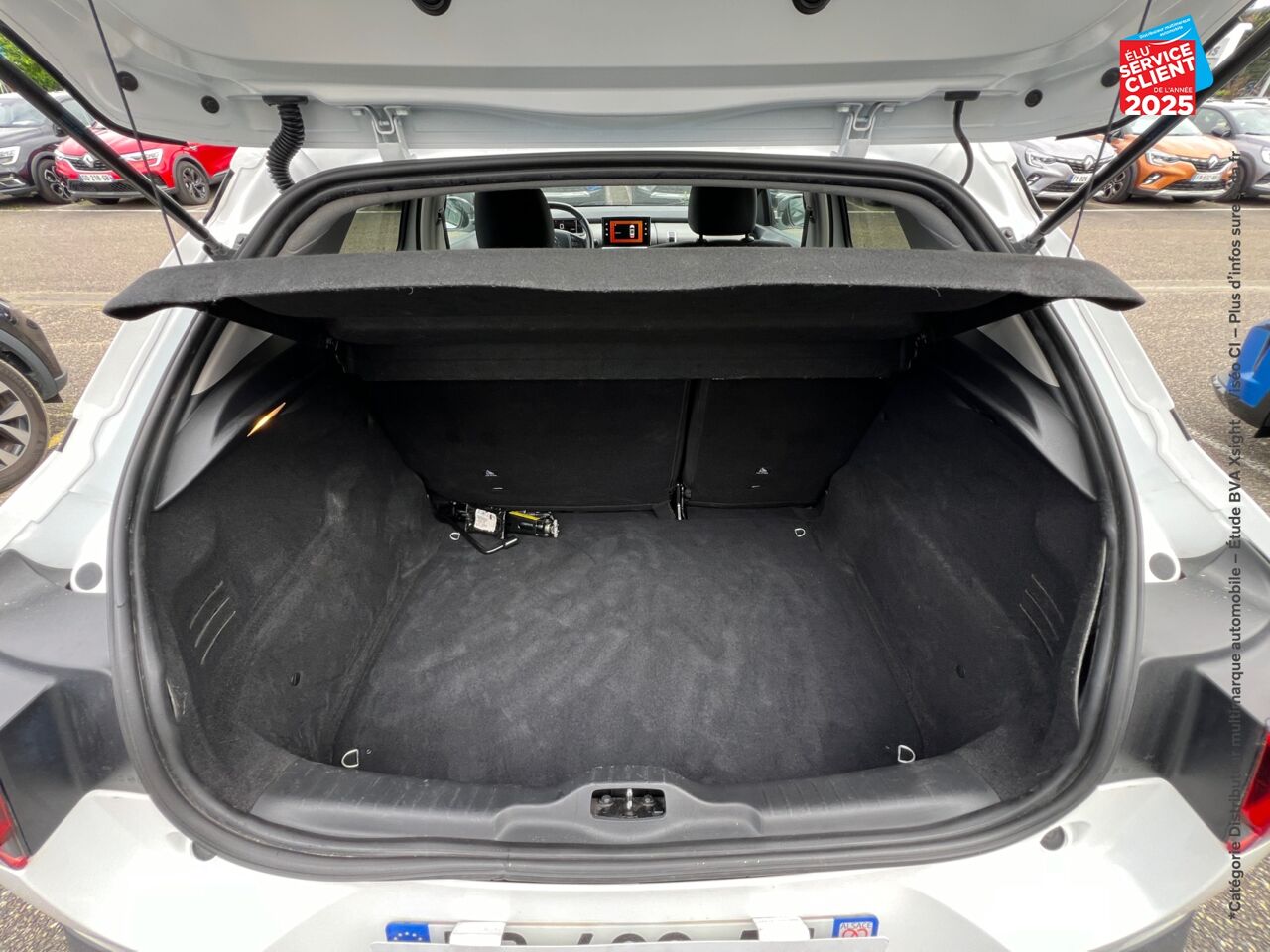 Véhicule d'occasion CITROEN C4 CACTUS PURETECH 110CH S/S FEEL E6.D-TEMP chez Peugeot Hirson