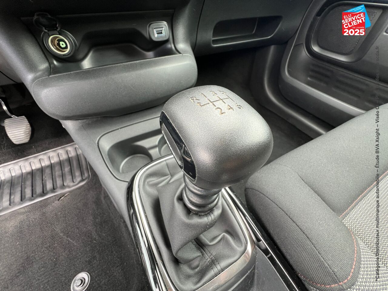 Véhicule d'occasion CITROEN C4 CACTUS PURETECH 110CH S/S FEEL E6.D-TEMP chez Peugeot Hirson