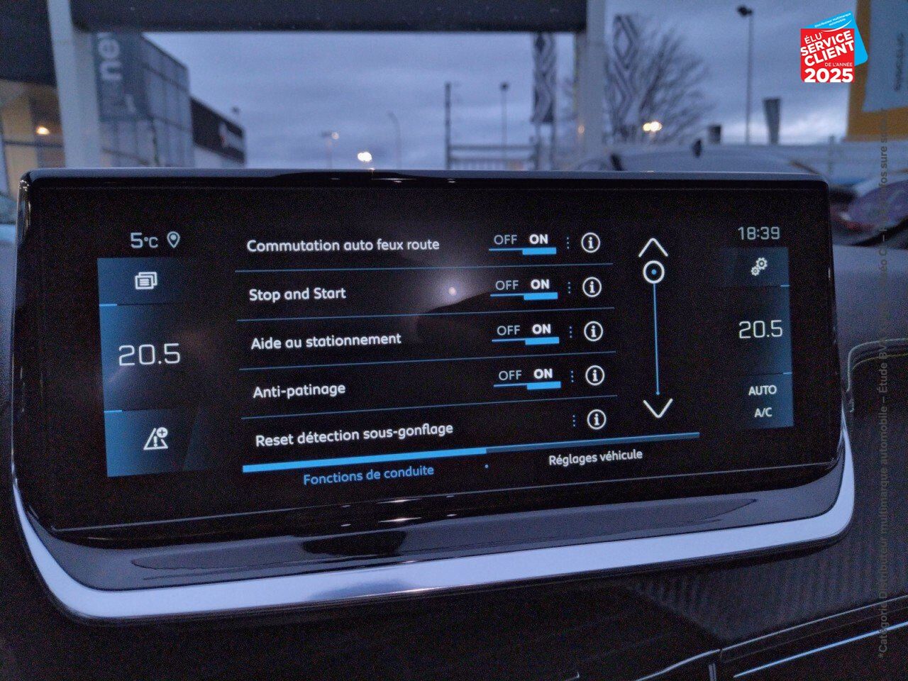 Véhicule d'occasion PEUGEOT 208 1.2 PURETECH 100CH S/S GT PACK 118G GPS CAMERA chez Renault Sélestat