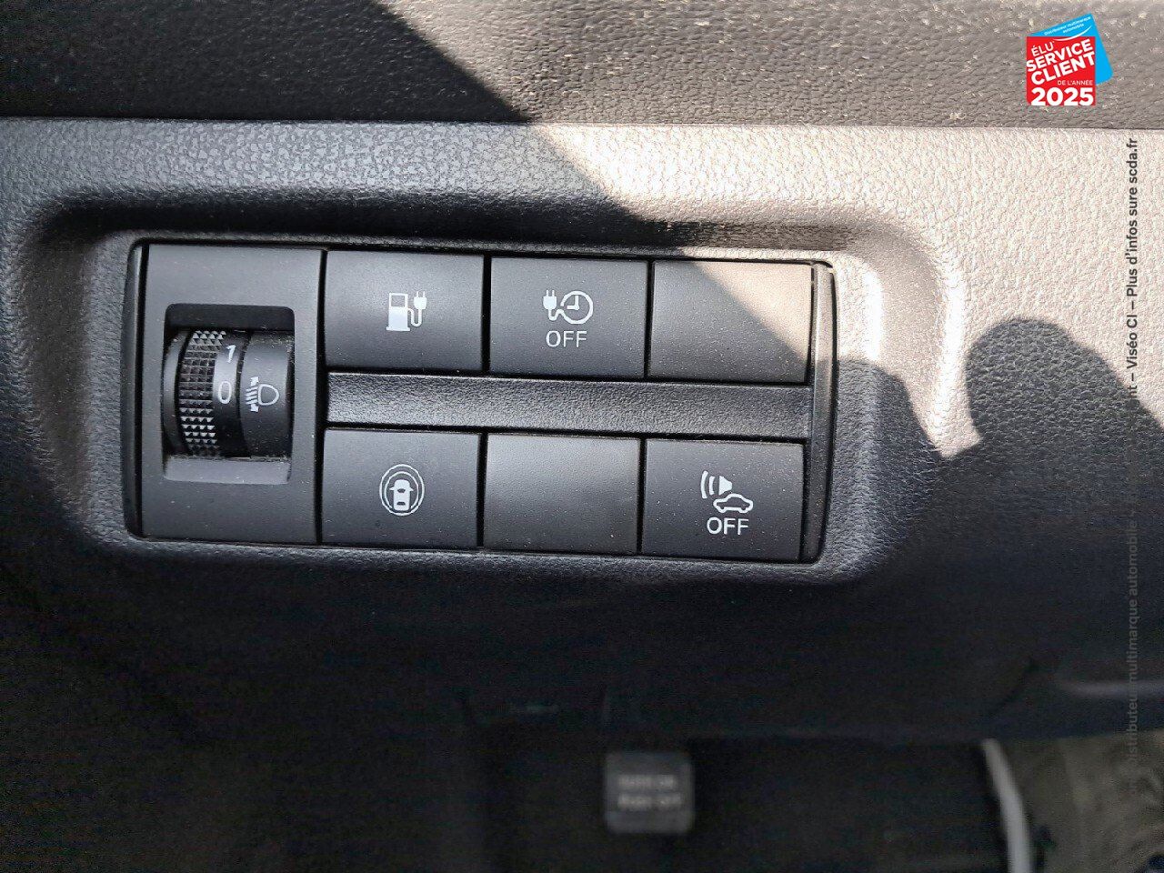 Véhicule d'occasion NISSAN LEAF 150CH 40KWH 10EME ANNIVERSAIRE 21 chez Hyundai Chalons