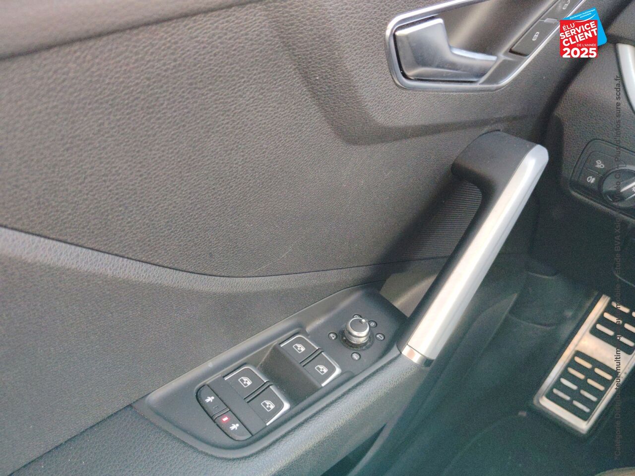 Véhicule d'occasion AUDI Q2 35 1.4 TFSI 150CH COD S LINE GPS chez BMW Lons le Saunier