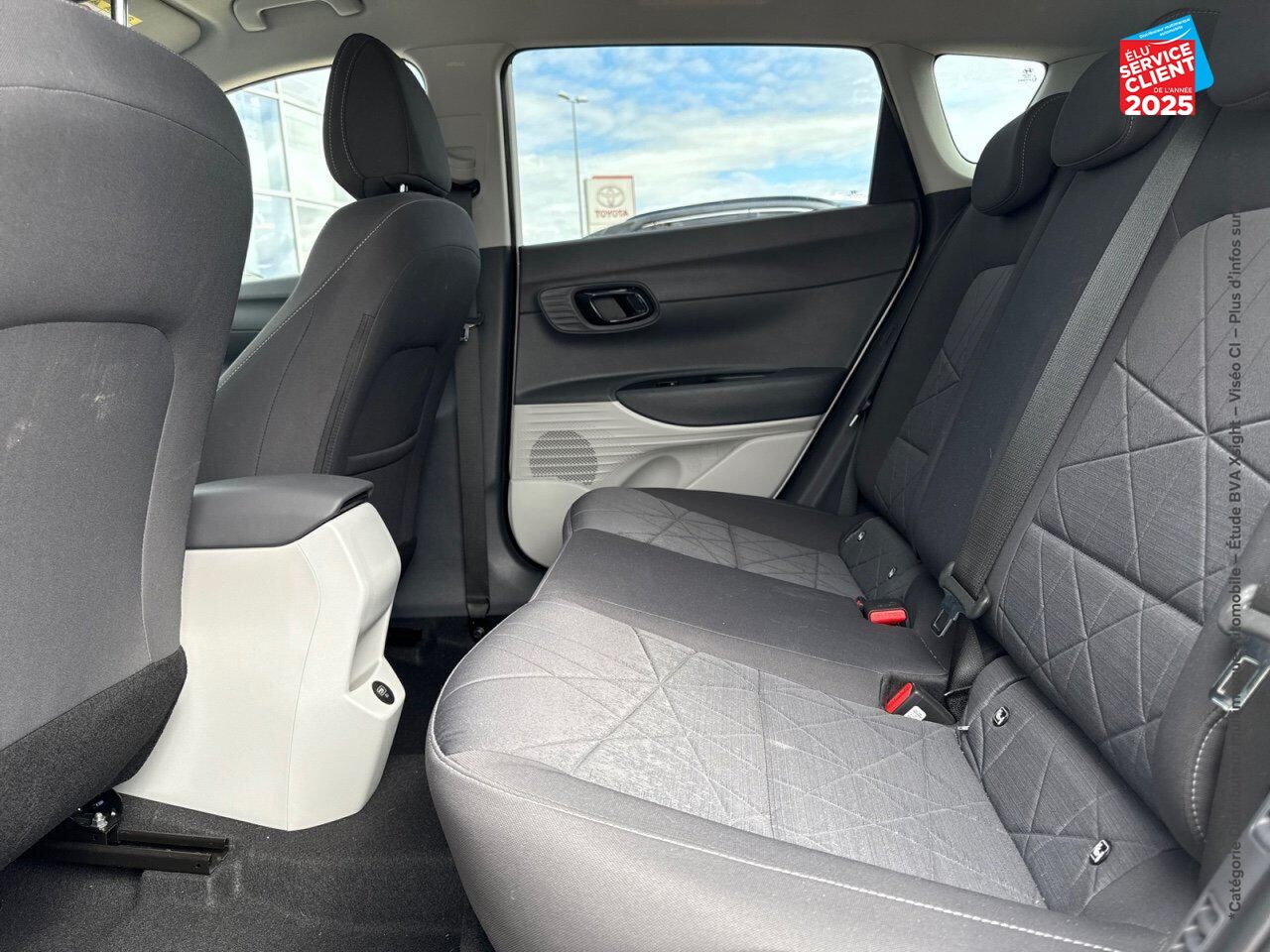 Véhicule d'occasion HYUNDAI BAYON 1.0 T-GDI 100CH HYBRID 48V CREATIVE DCT-7 chez Hyundai Reims