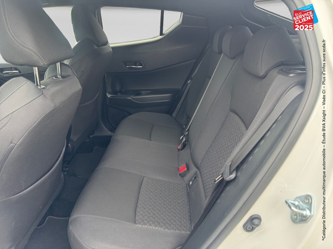 Véhicule d'occasion TOYOTA C-HR 2.0 HYBRIDE 184CH DESIGN ULTIMATE E-CVT chez Toyota Thionville