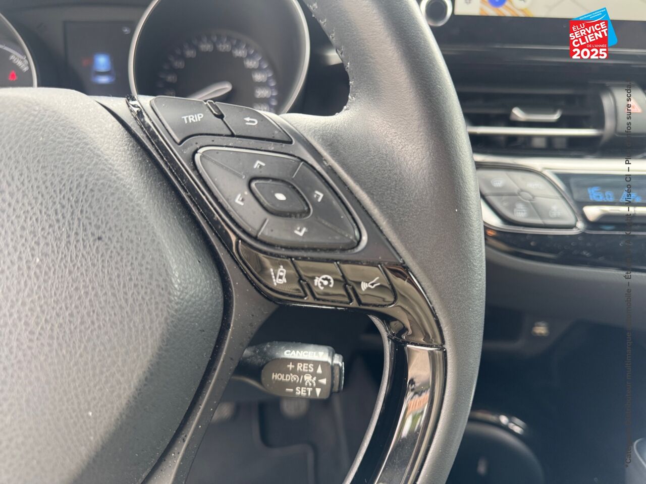 Véhicule d'occasion TOYOTA C-HR 2.0 HYBRIDE 184CH DESIGN ULTIMATE E-CVT chez Toyota Thionville