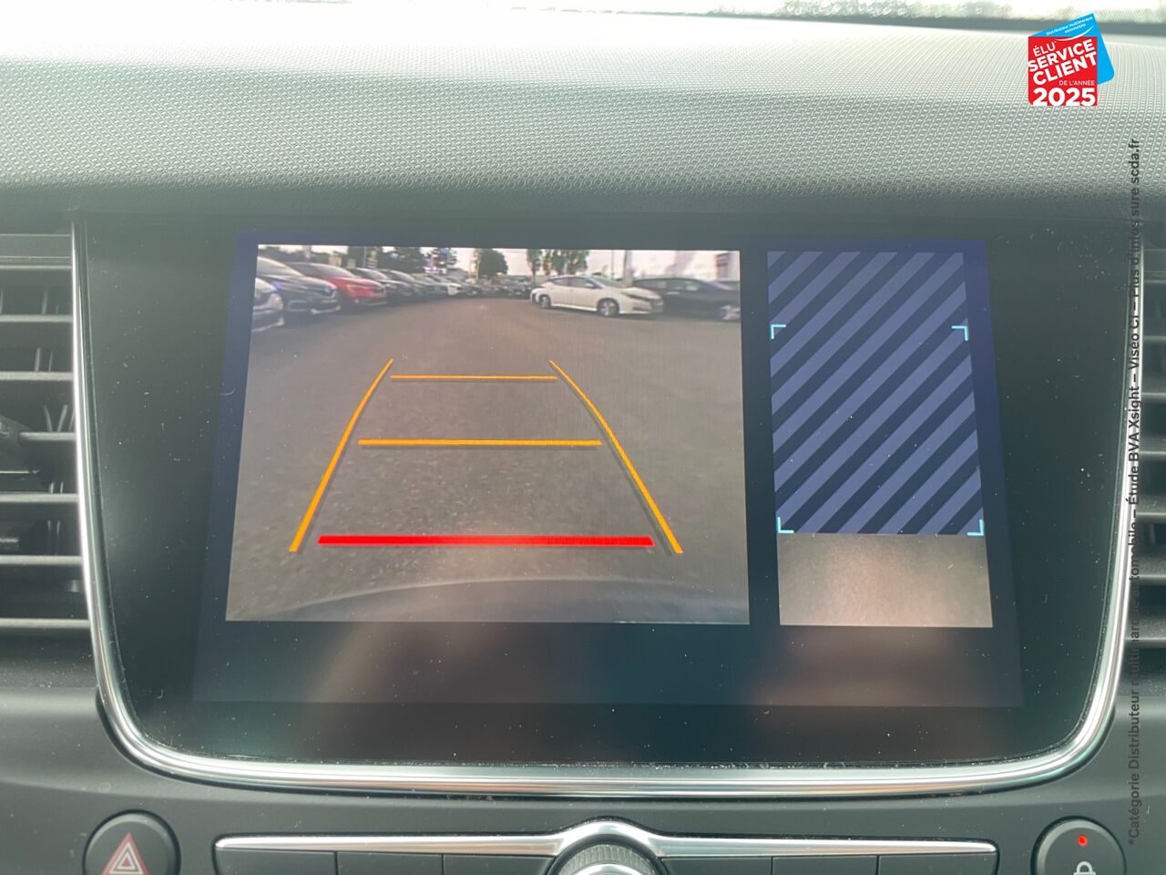 Véhicule d'occasion OPEL CROSSLAND X 1.2 TURBO 110CH DESIGN EDITION EURO 6D-T GPS CAMERA CARPLAY chez Renault Colmar