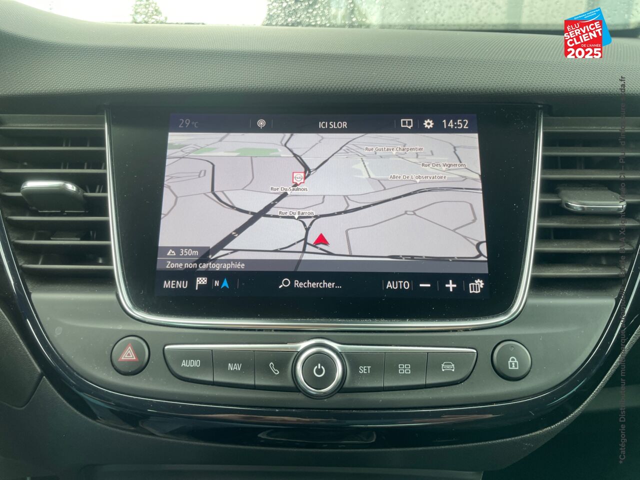 Véhicule d'occasion OPEL CROSSLAND X 1.2 TURBO 110CH DESIGN EDITION EURO 6D-T GPS CAMERA CARPLAY chez Renault Colmar