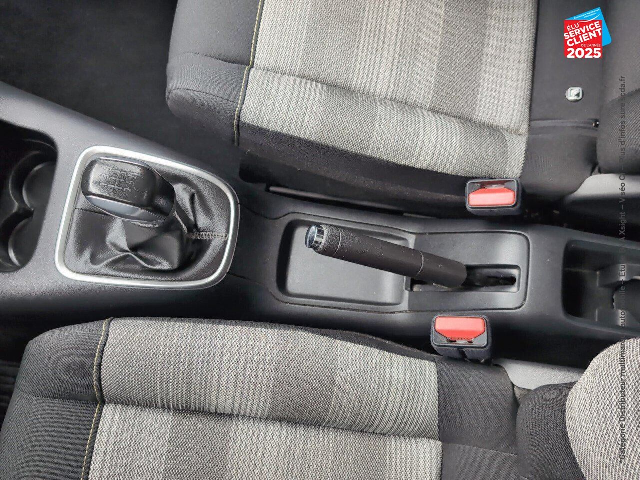 Véhicule d'occasion CITROEN C3 PURETECH 82CH SHINE GPS CAMERA CARPLAY chez Toyota Thionville