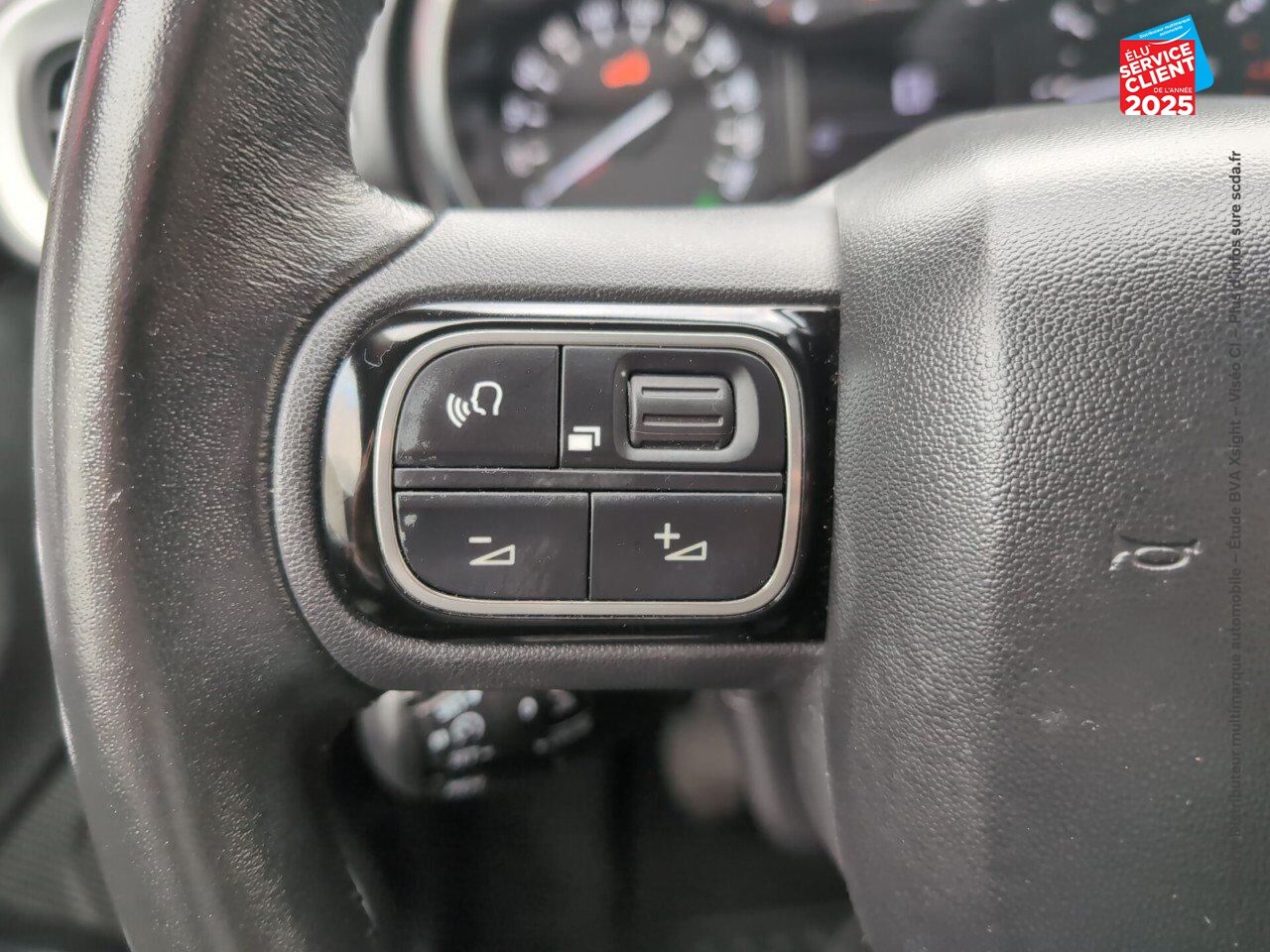 Véhicule d'occasion CITROEN C3 PURETECH 82CH SHINE GPS CAMERA CARPLAY chez Toyota Thionville