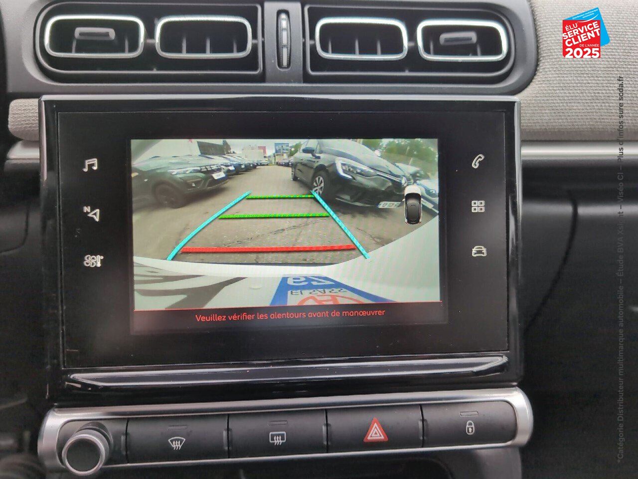 Véhicule d'occasion CITROEN C3 PURETECH 82CH SHINE GPS CAMERA CARPLAY chez Toyota Thionville