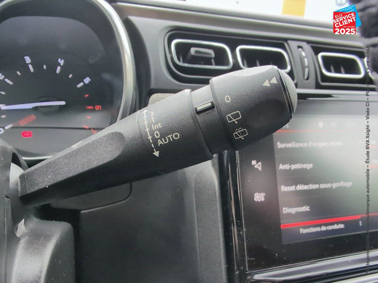 Véhicule d'occasion CITROEN C3 PURETECH 82CH SHINE GPS CAMERA CARPLAY chez Toyota Thionville