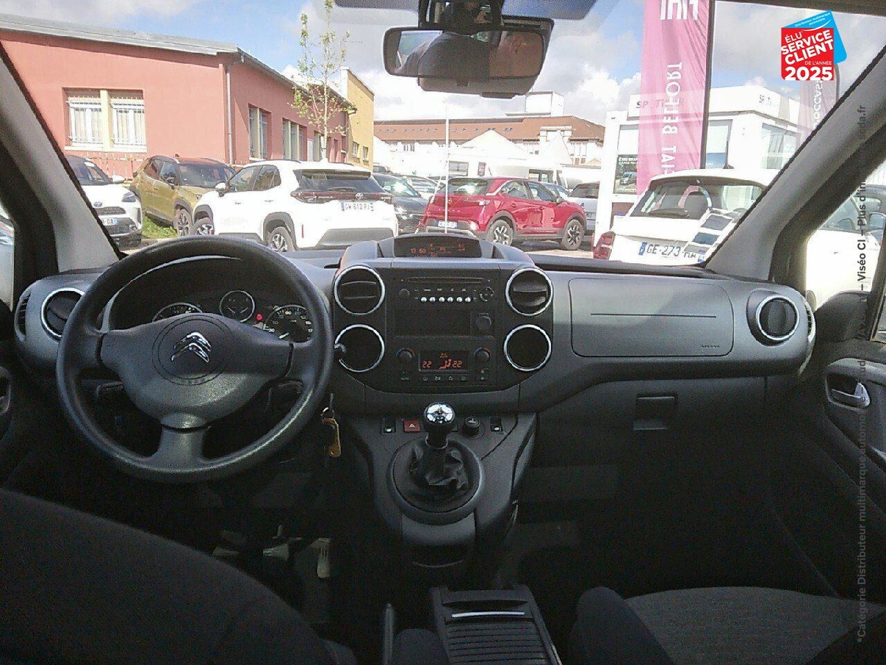Véhicule d'occasion CITROEN BERLINGO PURETECH 110CH XTR + SS chez Renault Sélestat