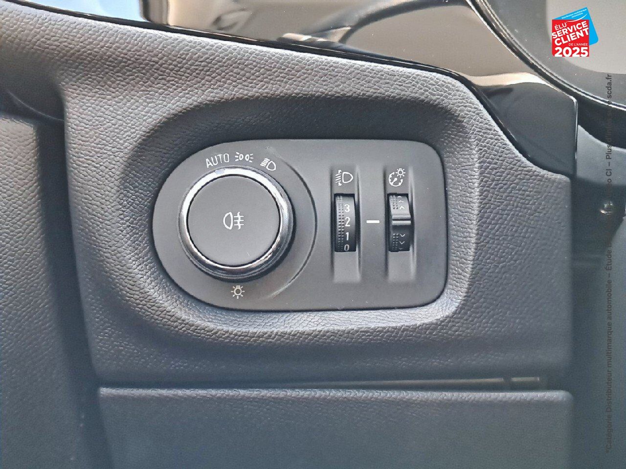 Véhicule d'occasion OPEL CORSA 1.2 75CH chez Toyota Saint Dizier