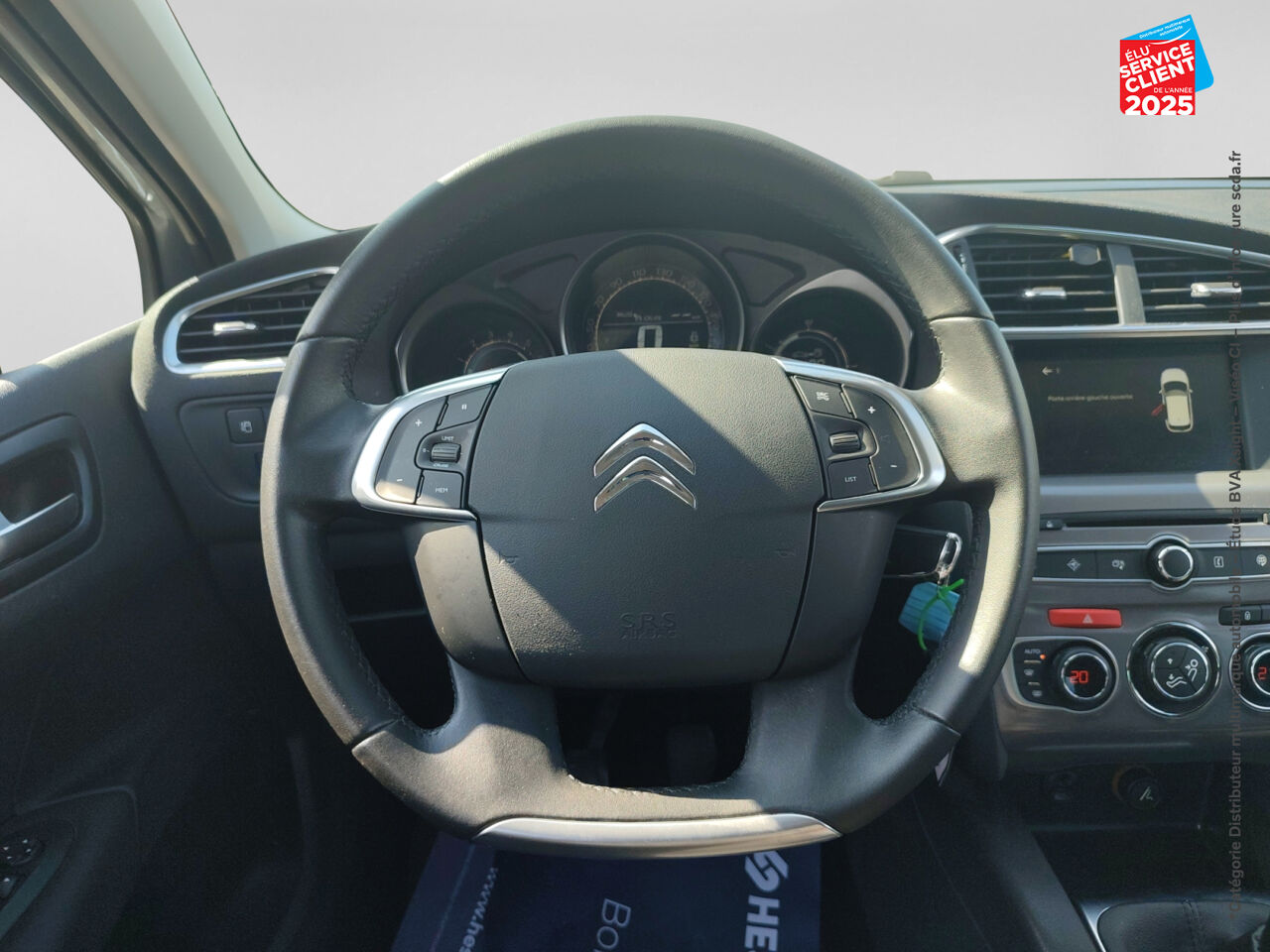 Véhicule d'occasion CITROEN C4 BLUEHDI 100CH MILLENIUM chez BMW Lons le Saunier