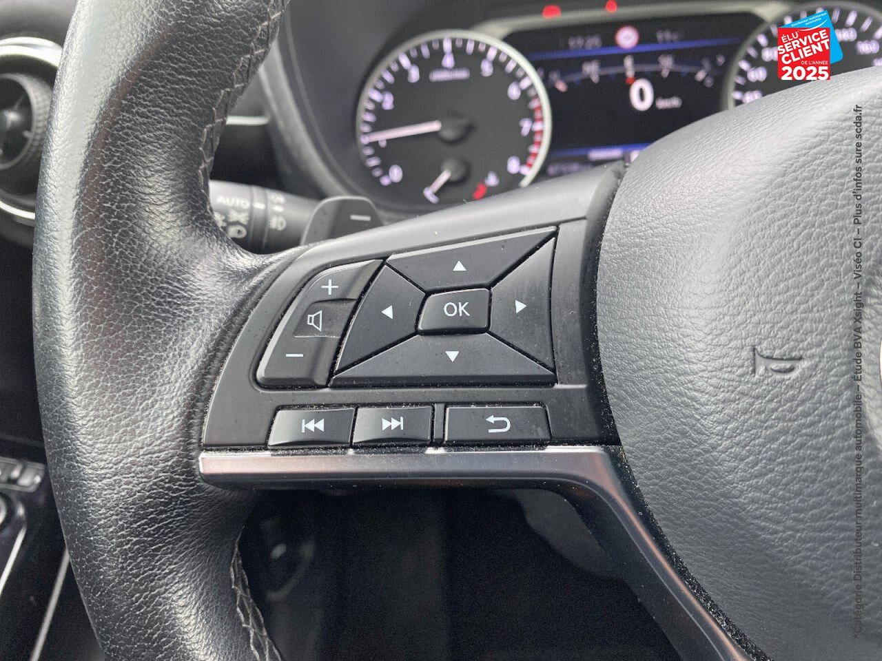 Véhicule d'occasion NISSAN JUKE 1.0 DIG-T 114CH N-DESIGN DCT 2021 chez Opel Bar le Duc
