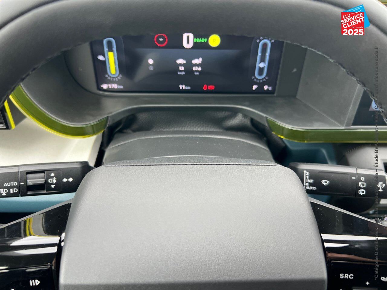 Véhicule d'occasion FIAT GRANDE PANDA ELECTRIQUE 113CH LA PRIMA chez Toyota Verdun