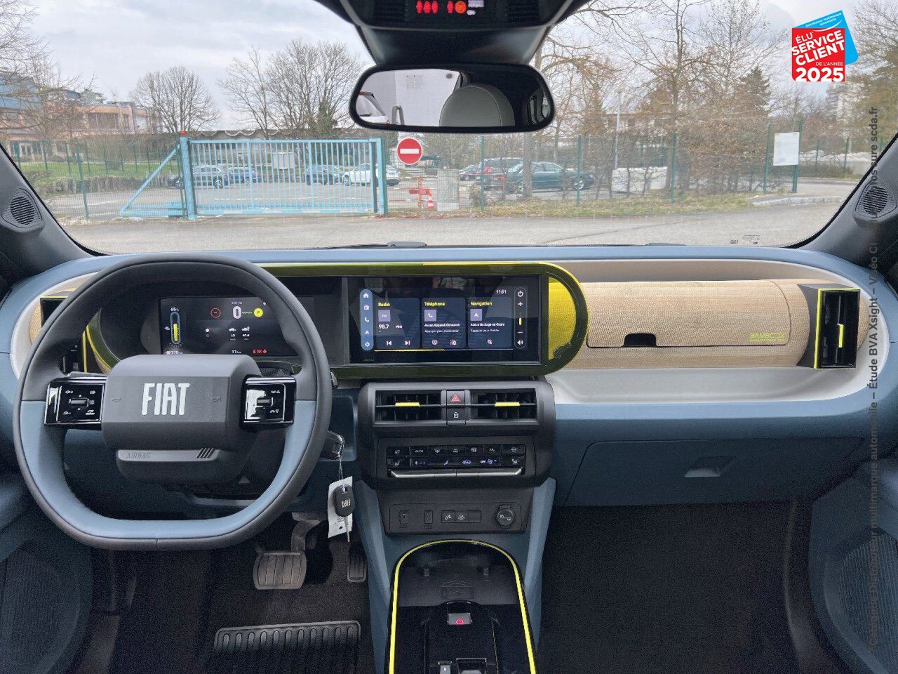 Véhicule d'occasion FIAT GRANDE PANDA ELECTRIQUE 113CH LA PRIMA chez Toyota Verdun