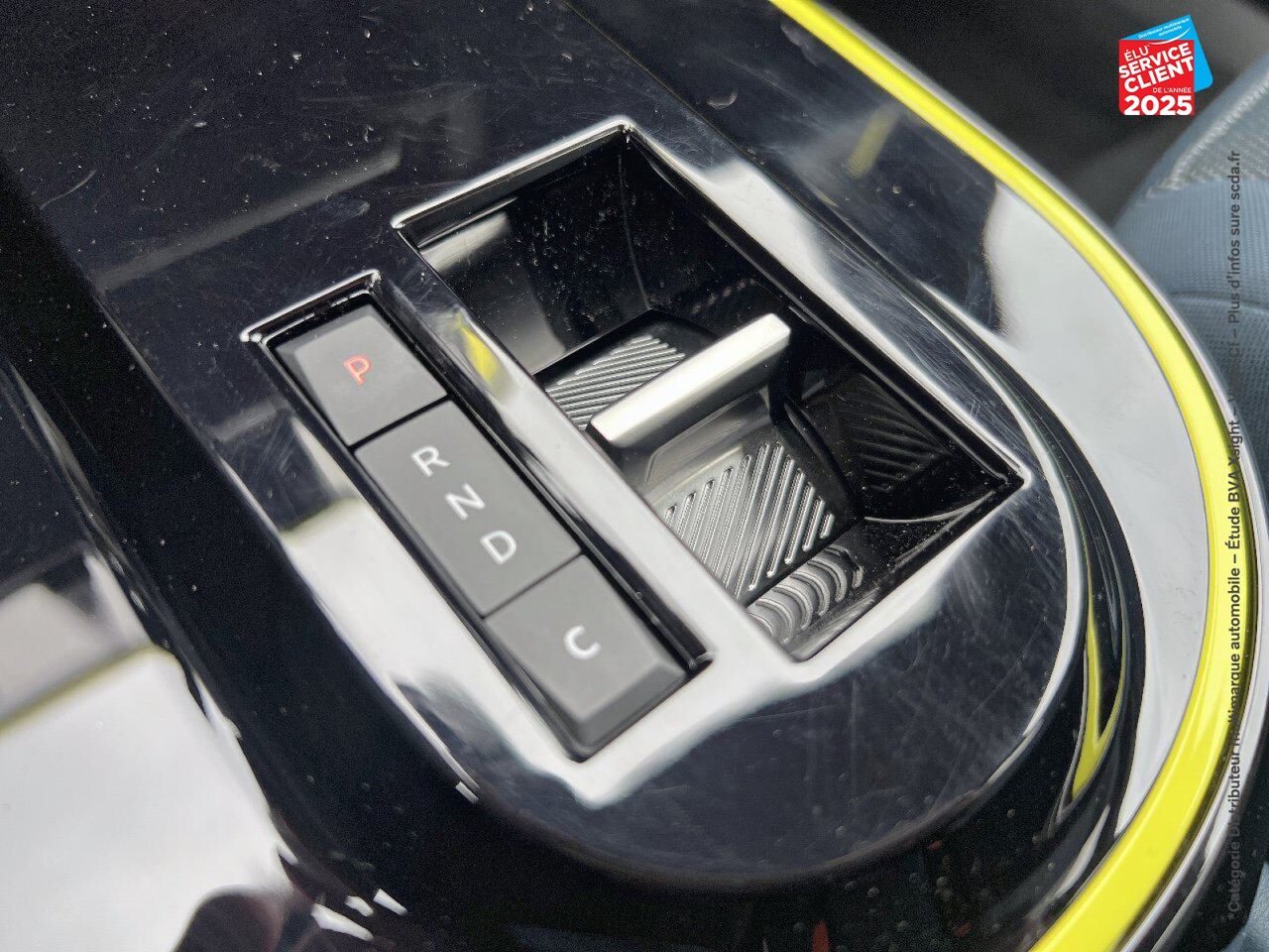 Véhicule d'occasion FIAT GRANDE PANDA ELECTRIQUE 113CH LA PRIMA chez Toyota Verdun