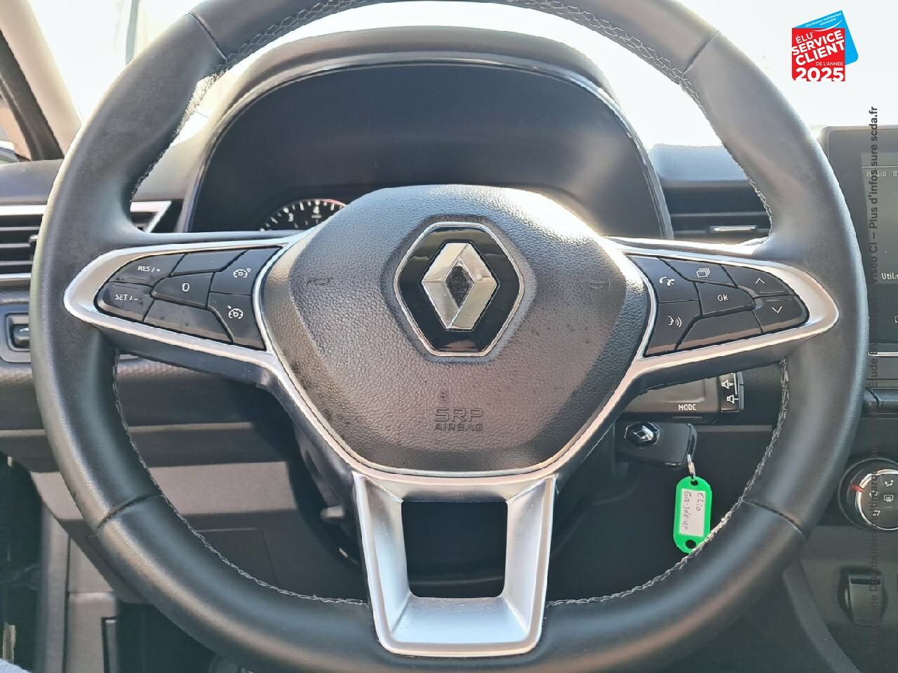 Véhicule d'occasion RENAULT CLIO 1.0 TCE 90CH EQUILIBRE chez Opel Verdun