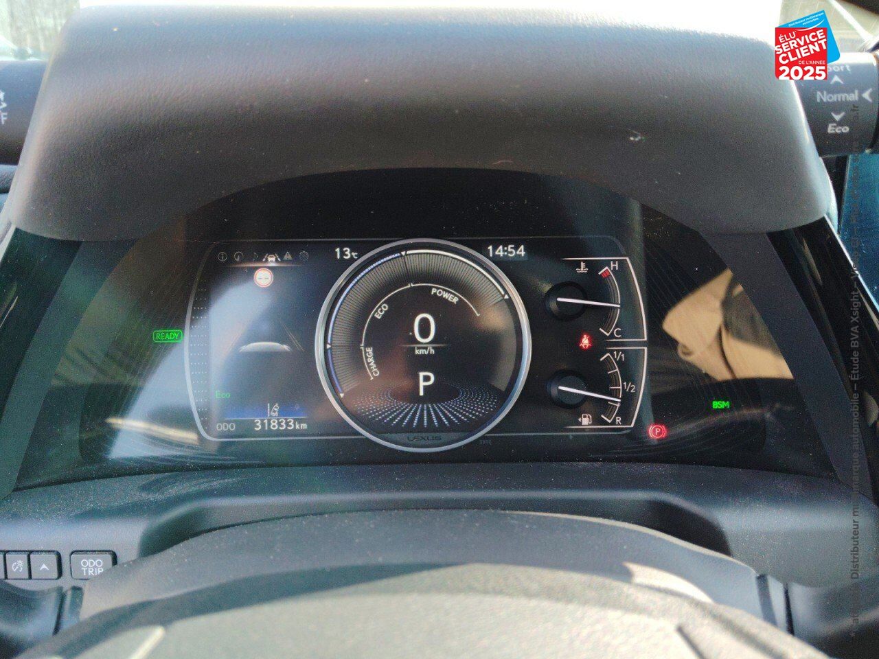 Véhicule d'occasion LEXUS ES 300H EXECUTIVE TOUVRANT CAMERA GPS chez Toyota Thionville