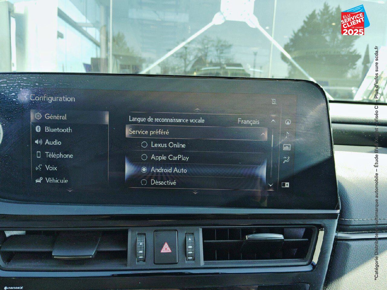 Véhicule d'occasion LEXUS ES 300H EXECUTIVE TOUVRANT CAMERA GPS chez Toyota Thionville