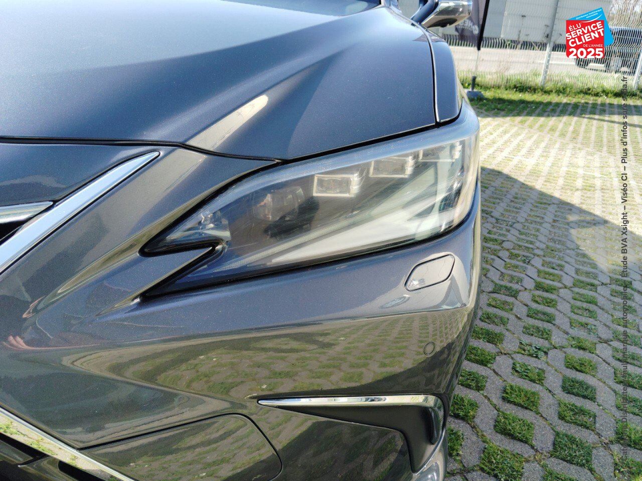 Véhicule d'occasion LEXUS ES 300H EXECUTIVE TOUVRANT CAMERA GPS chez Toyota Thionville