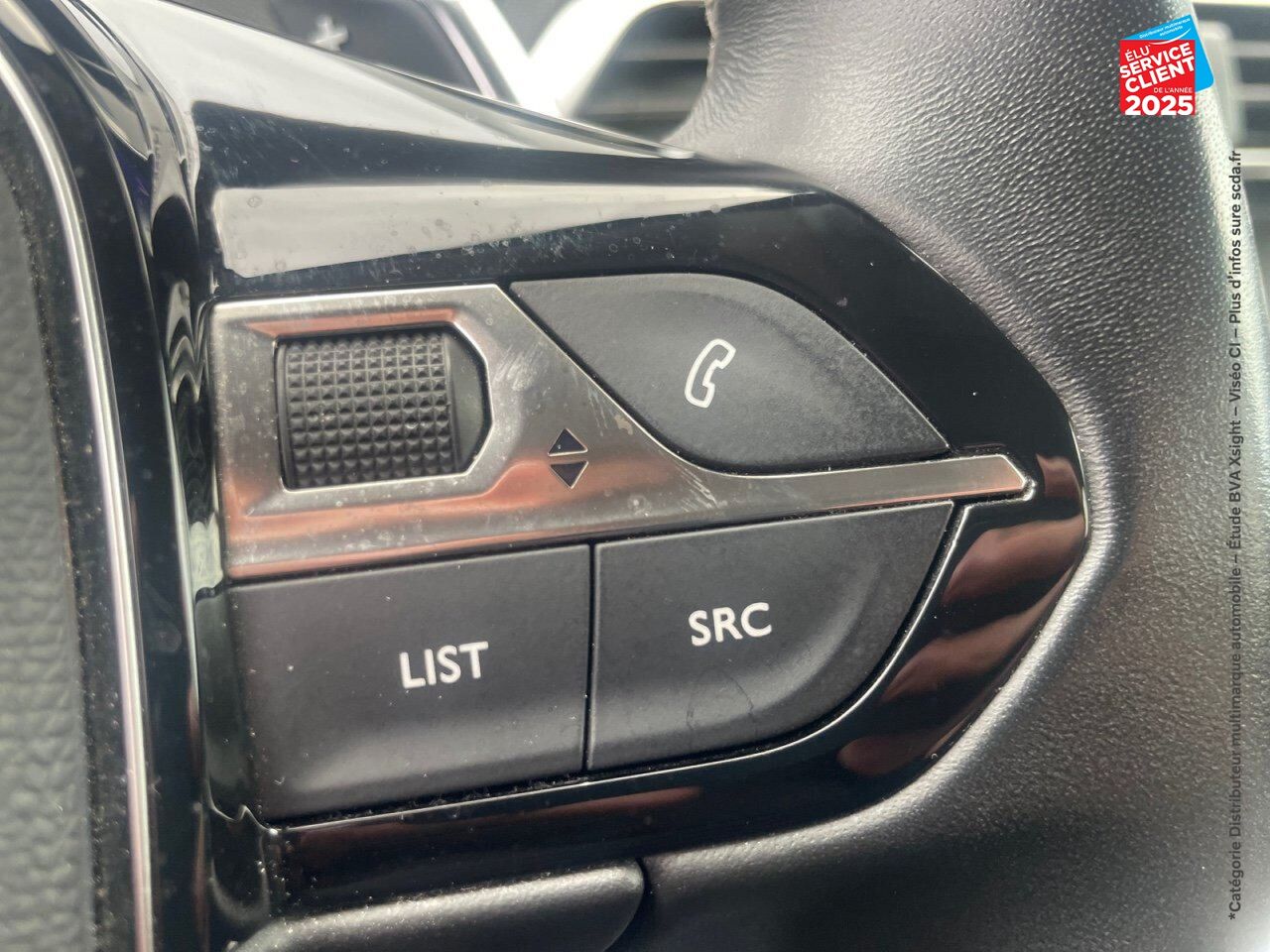 Véhicule d'occasion PEUGEOT 3008 1.6 PURETECH 180CH E6.C ALLURE SS EAT8 chez Renault Saint-Louis