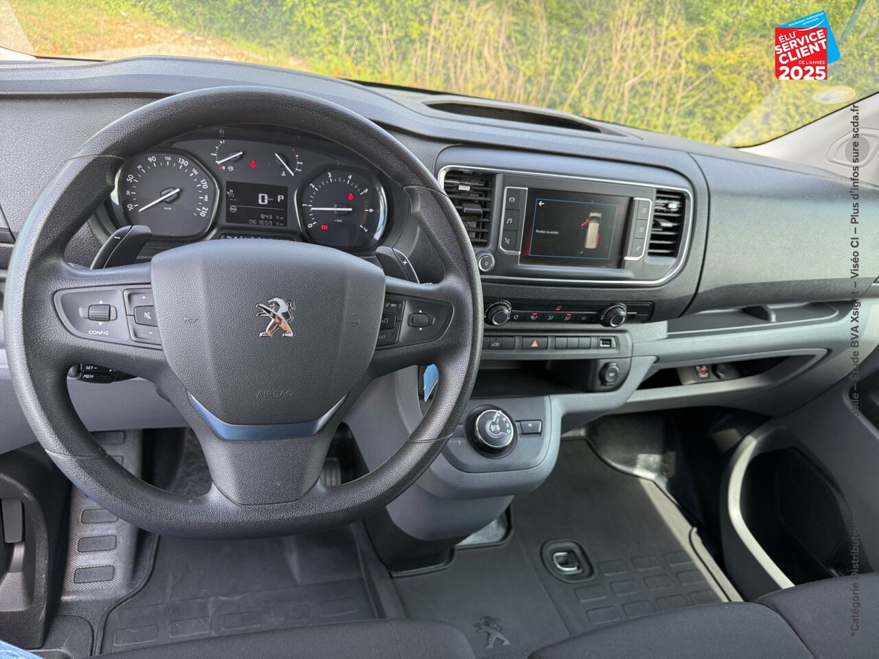 Véhicule d'occasion PEUGEOT EXPERT FG STANDARD 2.0 BLUEHDI 180CH SS ASPHALT EAT8 chez Renault Saint-Louis