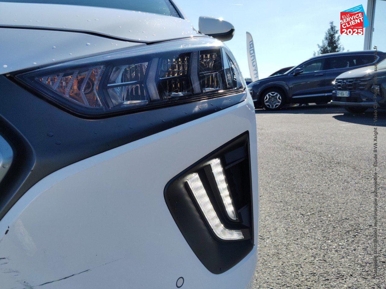 Véhicule d'occasion HYUNDAI IONIQ ELECTRIC 136CH CREATIVE 2CV SIEGES CHAUF GPS CAMERA CARPLAY chez Hyundai Chalons