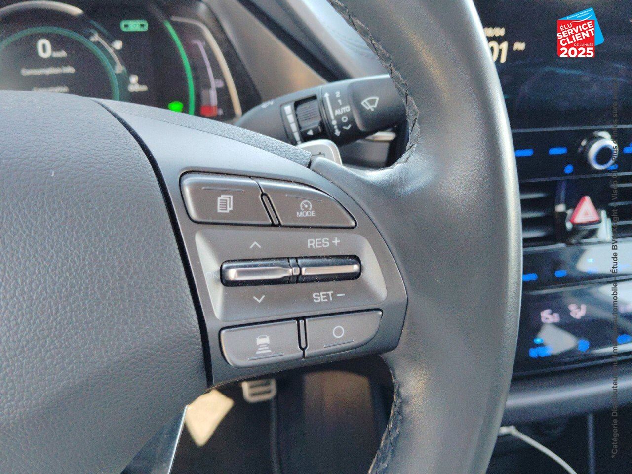 Véhicule d'occasion HYUNDAI IONIQ ELECTRIC 136CH CREATIVE 2CV SIEGES CHAUF GPS CAMERA CARPLAY chez Hyundai Chalons