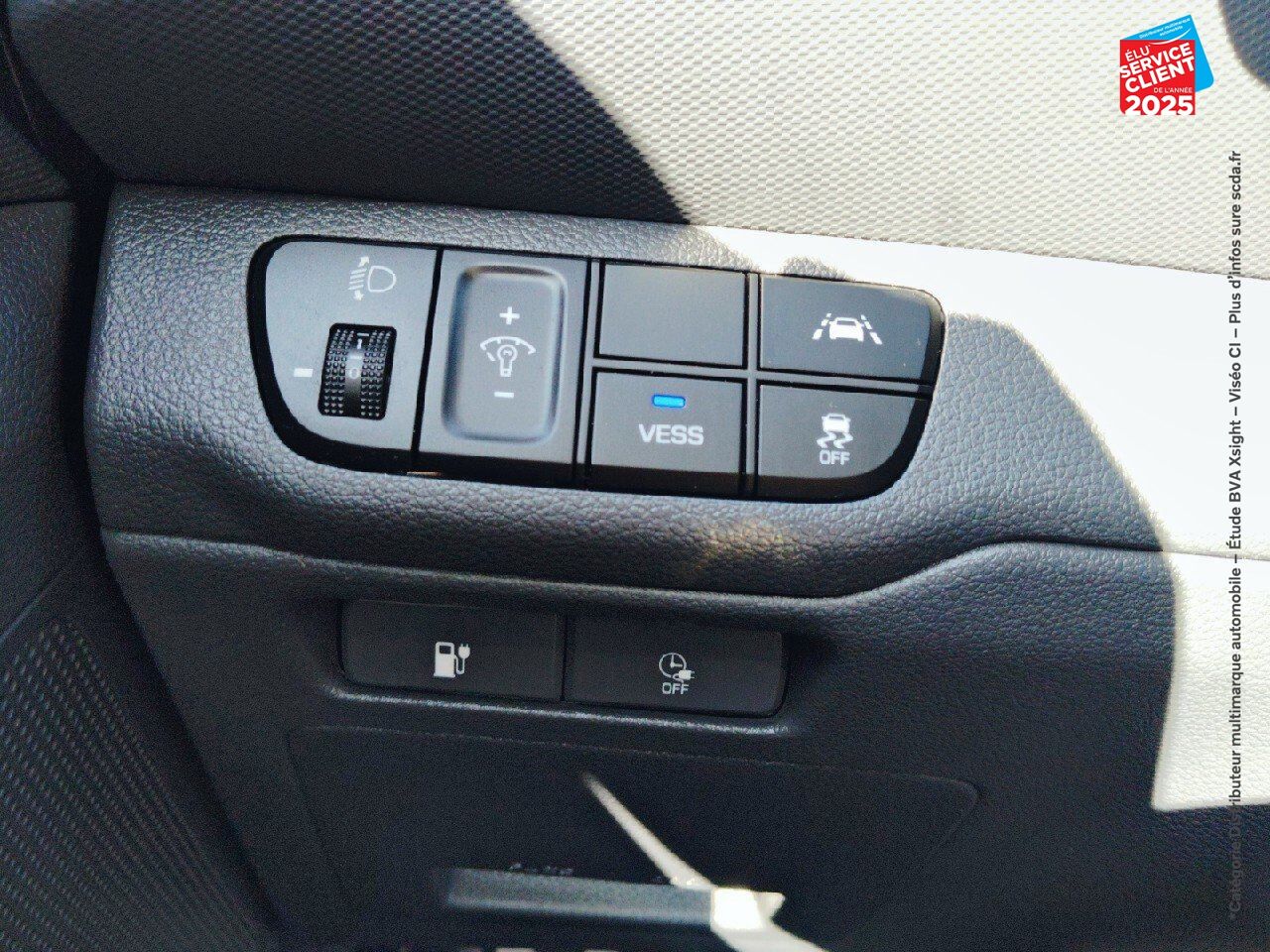 Véhicule d'occasion HYUNDAI IONIQ ELECTRIC 136CH CREATIVE 2CV SIEGES CHAUF GPS CAMERA CARPLAY chez Hyundai Chalons
