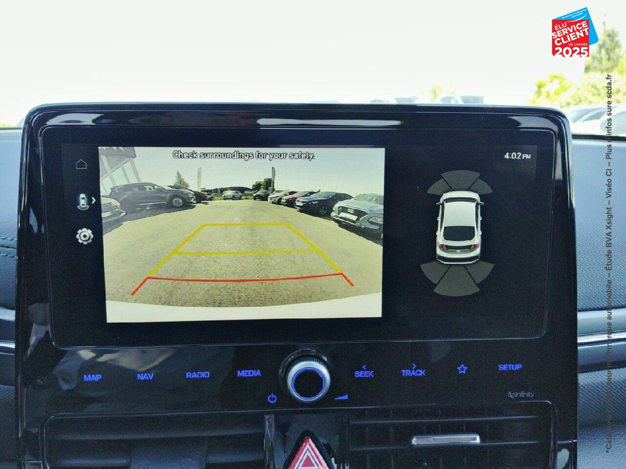Véhicule d'occasion HYUNDAI IONIQ ELECTRIC 136CH CREATIVE 2CV SIEGES CHAUF GPS CAMERA CARPLAY chez Hyundai Chalons