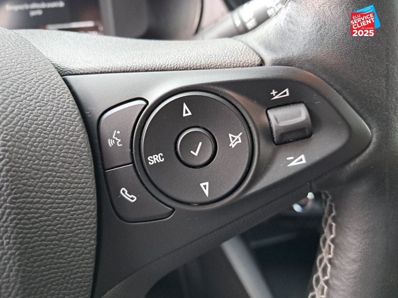 Véhicule d'occasion OPEL CORSA CORSA-E 136CH EDITION BUSINESS RADAR AR CARPLAY chez Opel Thionville