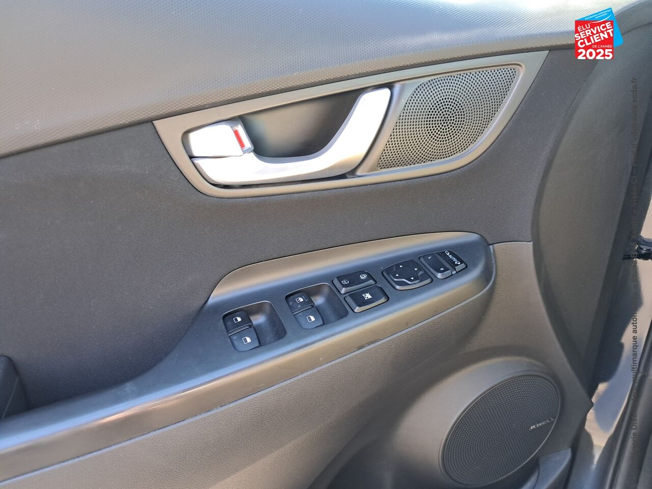 Véhicule d'occasion HYUNDAI KONA 1.6 GDI 141 CH HYBRID CREATIVE DCT-6 CAMERA HUD chez Toyota Sarreguemines
