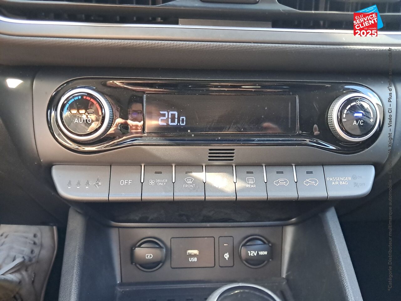 Véhicule d'occasion HYUNDAI KONA 1.6 GDI 141 CH HYBRID CREATIVE DCT-6 CAMERA HUD chez Toyota Sarreguemines