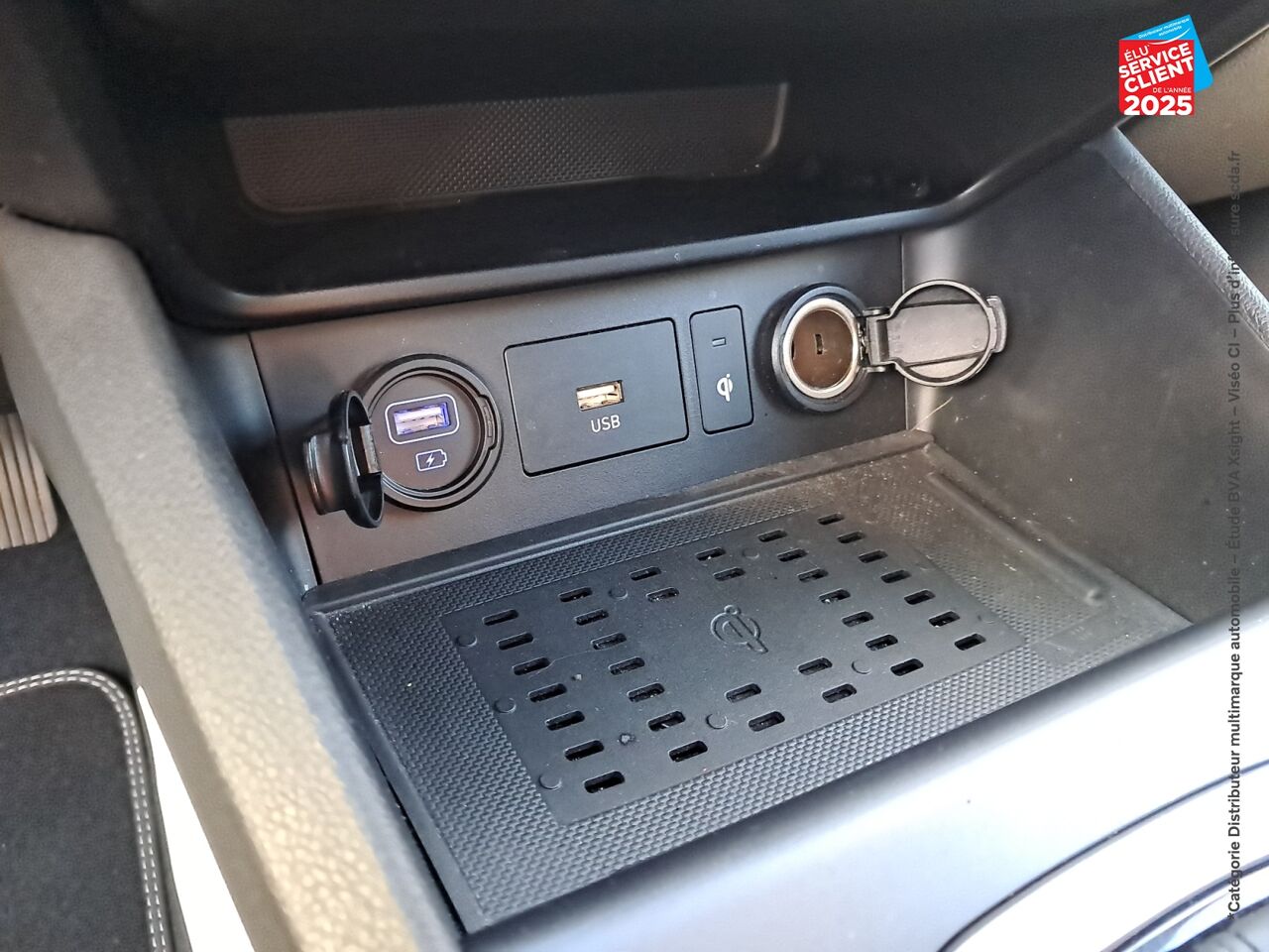 Véhicule d'occasion HYUNDAI KONA 1.6 GDI 141 CH HYBRID CREATIVE DCT-6 CAMERA HUD chez Toyota Sarreguemines