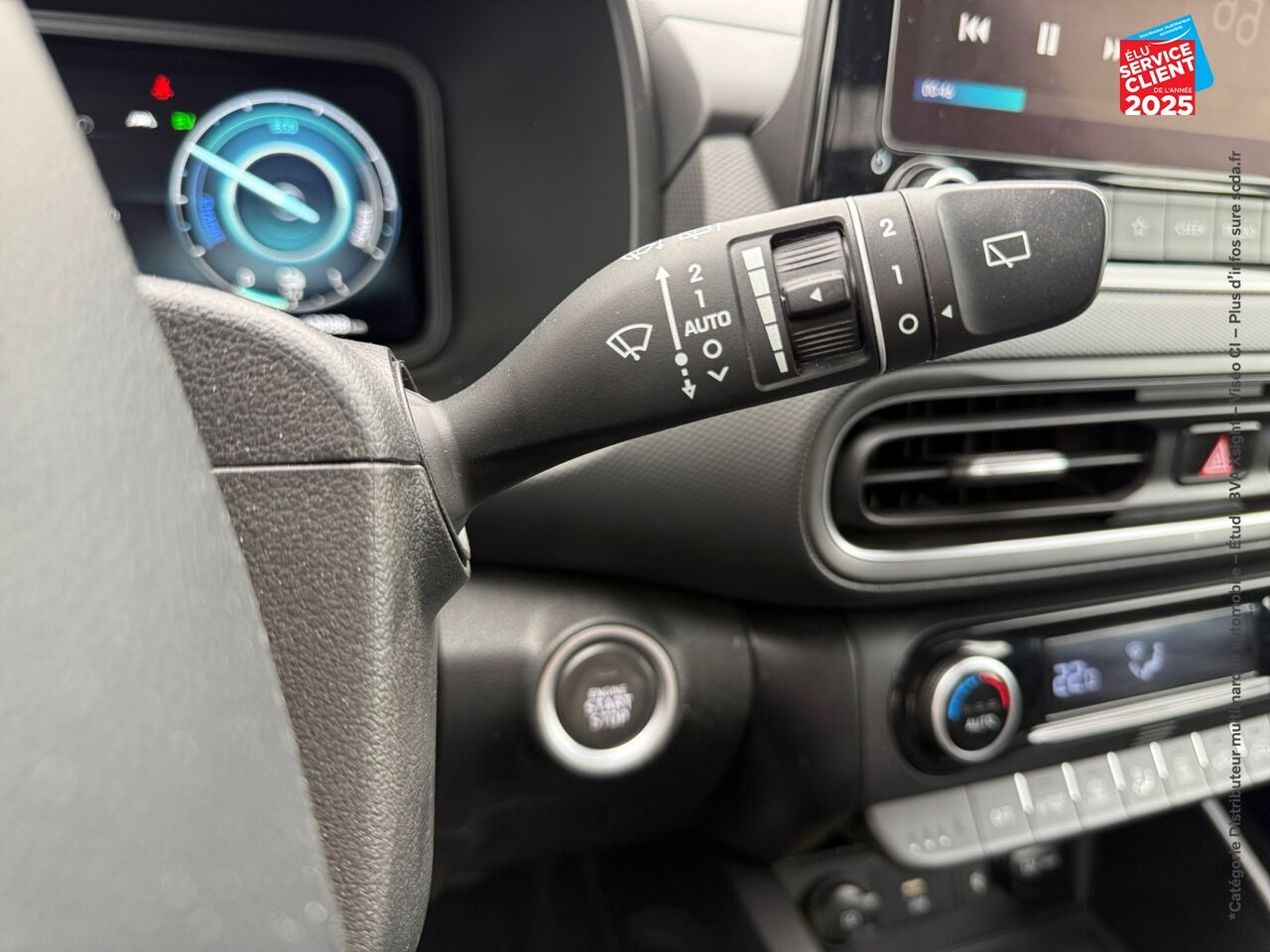 Véhicule d'occasion HYUNDAI KONA 1.6 GDI HYBRID 141CH CREATIVE DCT-6 EURO6D-T EVAP chez Hyundai Chalons